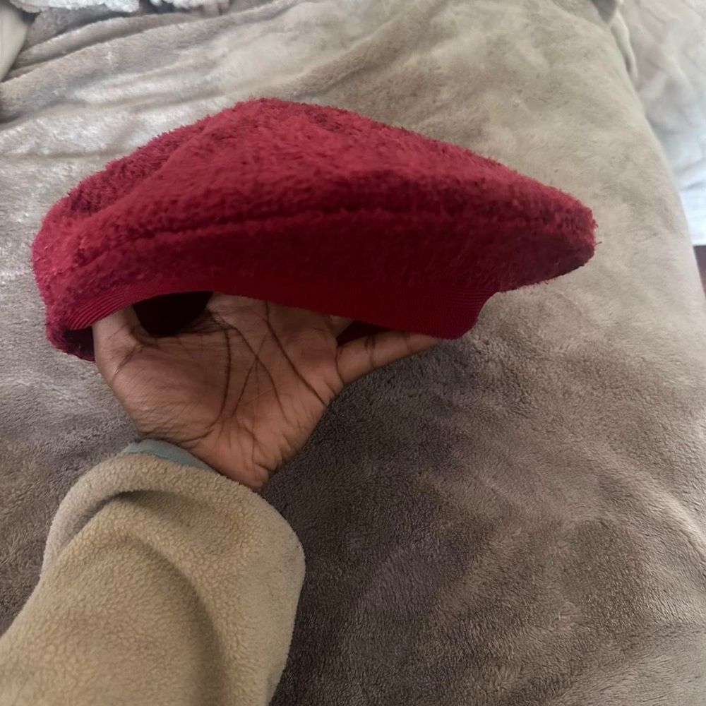 Red unisex textured newsboy hat